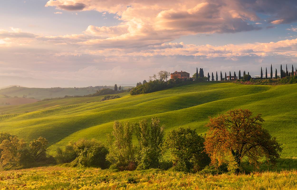 A Tuscany landscape during the DonnaAmore journey